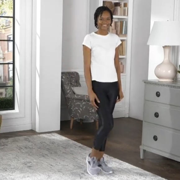 ZUDA Interlock Knit Leggings with Twist Trim Detail Medium - Picture 6 of 12